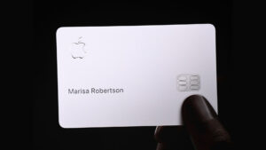 Apple launches apple cards savings accounts
