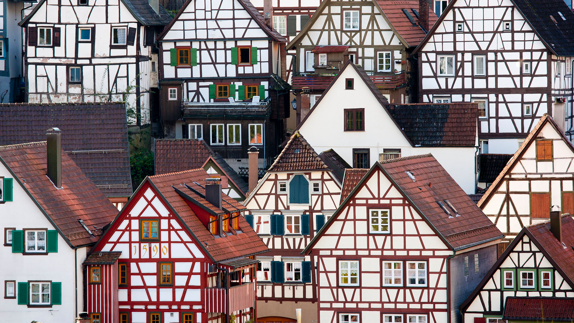 German housing market faces steepest price drop on record