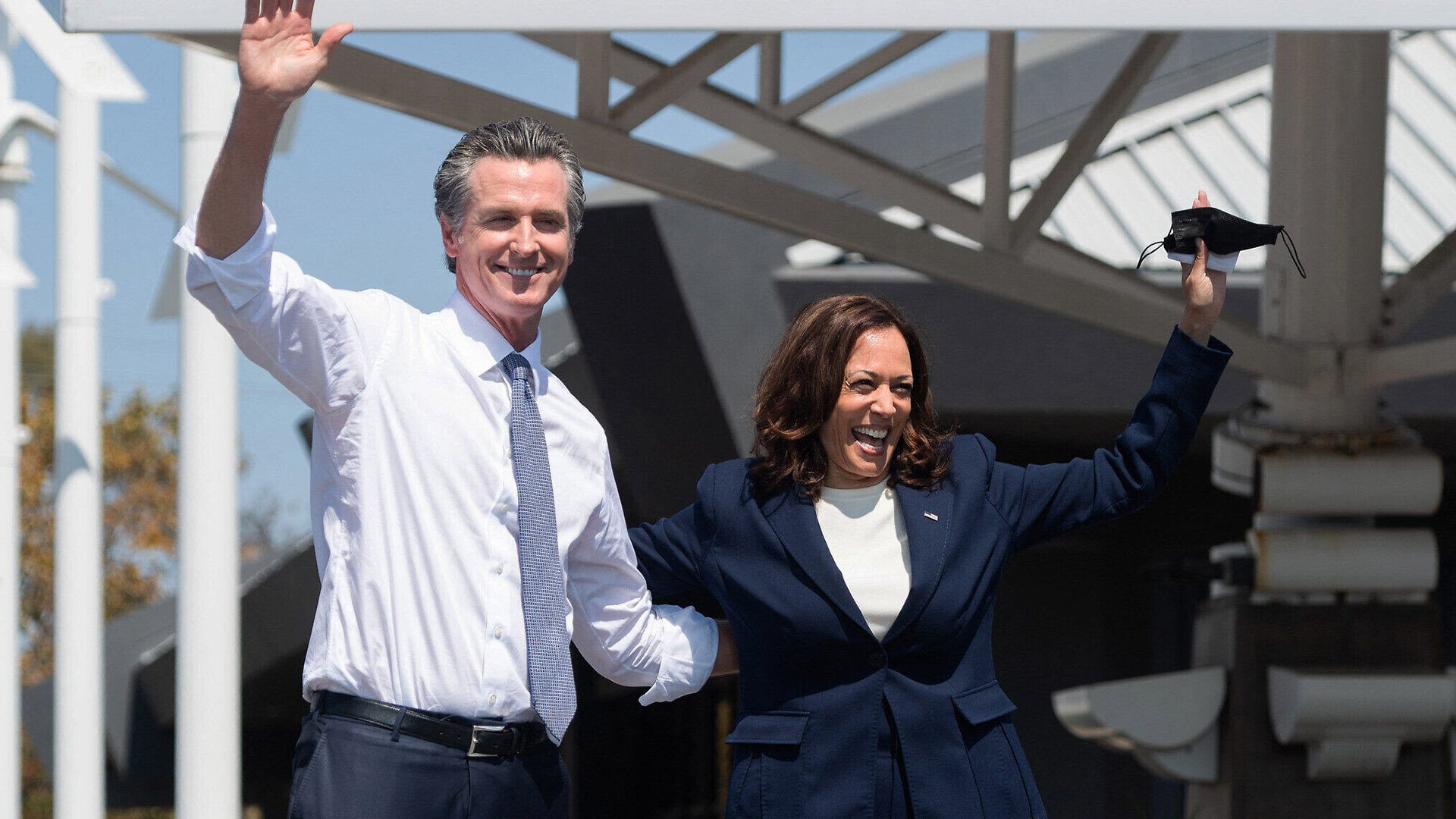 Governor Gavin Newsom and Vice President Kamala Harris Rally Together