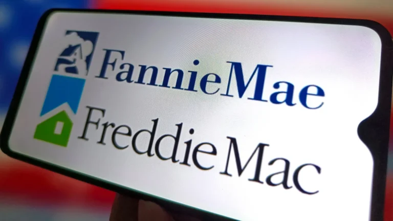 Fannie Mae and Freddie Mac logos shown on a smartphone screen, symbolizing the U.S. housing finance institutions and mortgage market system.
