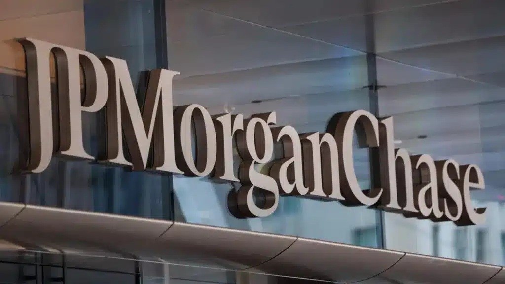 JPMorgan Chase Headquarters | Brimco The jpmorgan chase logo displayed on the exterior of a modern glass office building