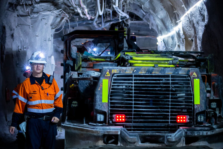 Underground mining methods